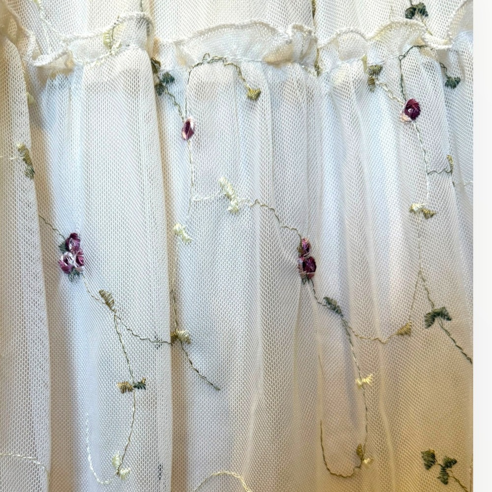 Romantic cottage core embroidered tiered dress - Picture 4 of 6